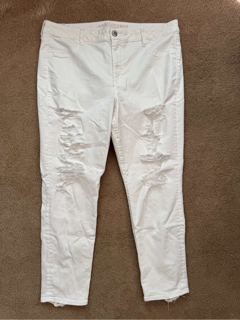 American Eagle Outfitters White Ripped Skinny Jeans